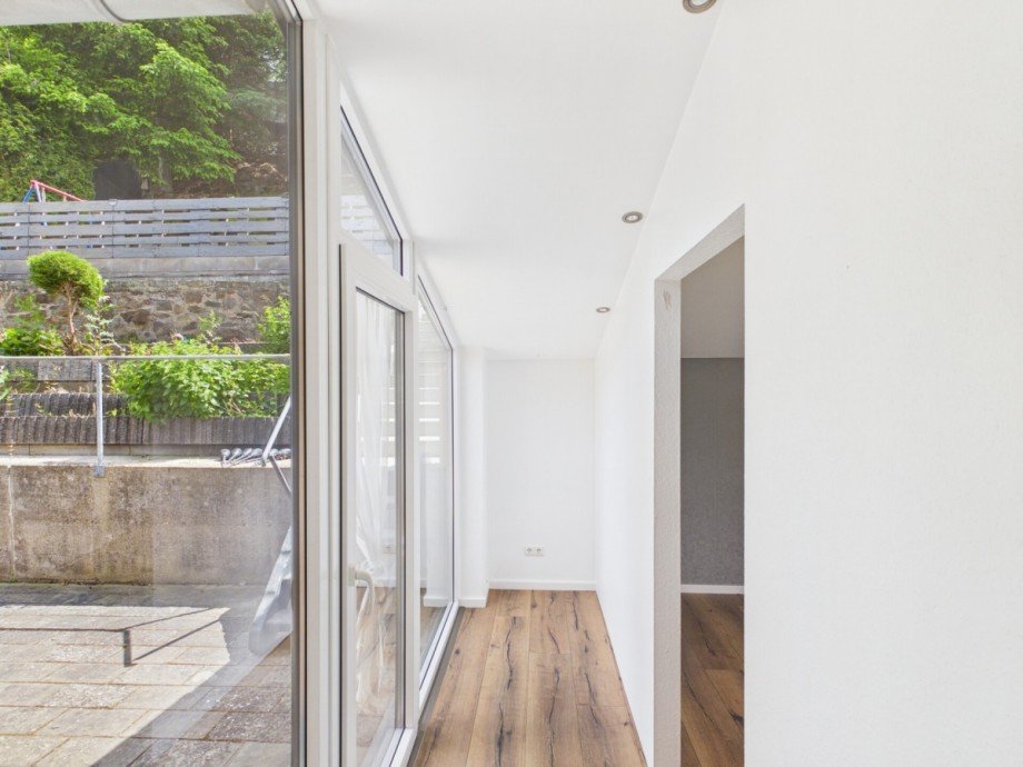 Flur zur Terrasse Einfamilienhaus Heimbach