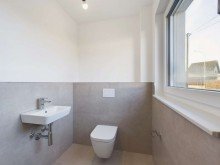 G�ste WC - Kopie  Wohnen mit Sonnenkraft - Das Haus, das mehr kann als nur sch�n sein 