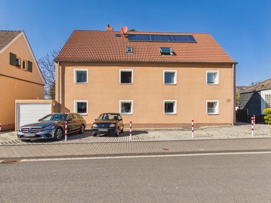 Stra�enansicht Mehrfamilienhaus Heimbach / Hasenfeld