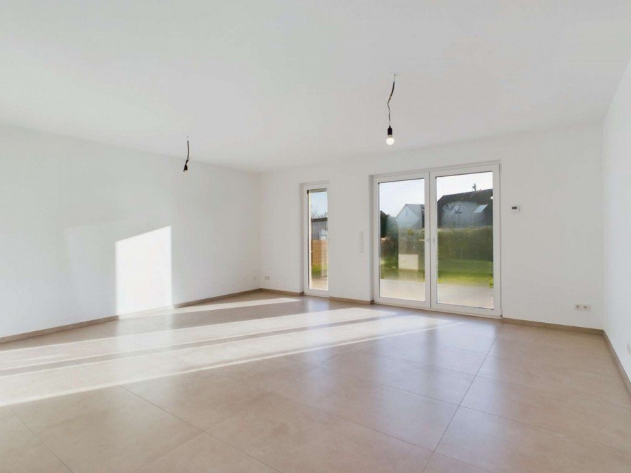 Wohnzimmer_2 Reiheneckhaus Vettwei�