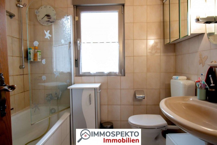 Badezimmer Doppelhaush�lfte Bergheim