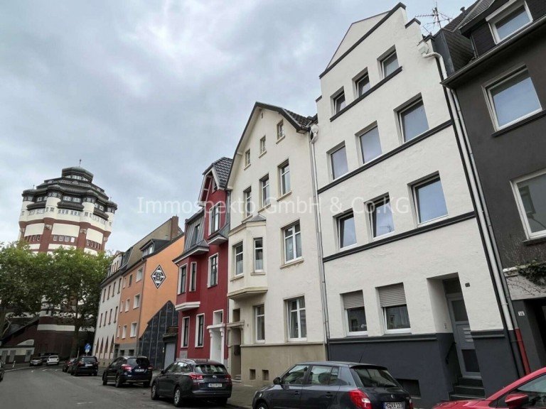 Hauptbild: N�he Bunter Garten! 4-Familienhaus mit Potential