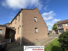 Seitenansicht Doppelhaush�lfte in Rheidt-H�chelhoven mit tollem Grundst�ck