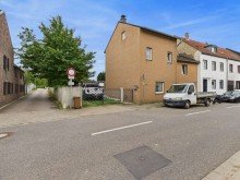 Strassenansicht Ein Zuhause f�r das Leben - und ein Fundament f�r die Zukunft