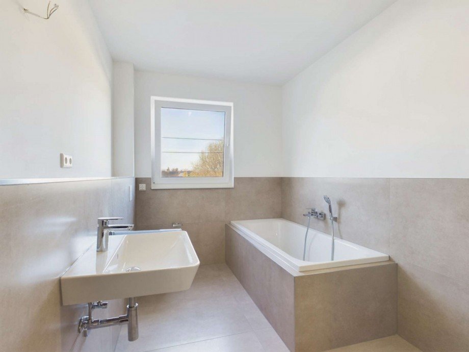 Badezimmer OG Reiheneckhaus Vettwei�