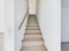 Treppenhaus EG-OG  Wohnen mit Sonnenkraft - Das Haus, das mehr kann als nur sch�n sein 