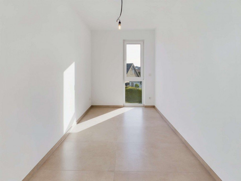 Ankleidezimmer OG Reiheneckhaus Vettwei�
