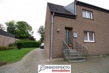 Au�enansicht Doppelhaush�lfte in Rheidt-H�chelhoven mit tollem Grundst�ck